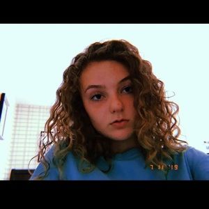 Meet your Posher, Hannah